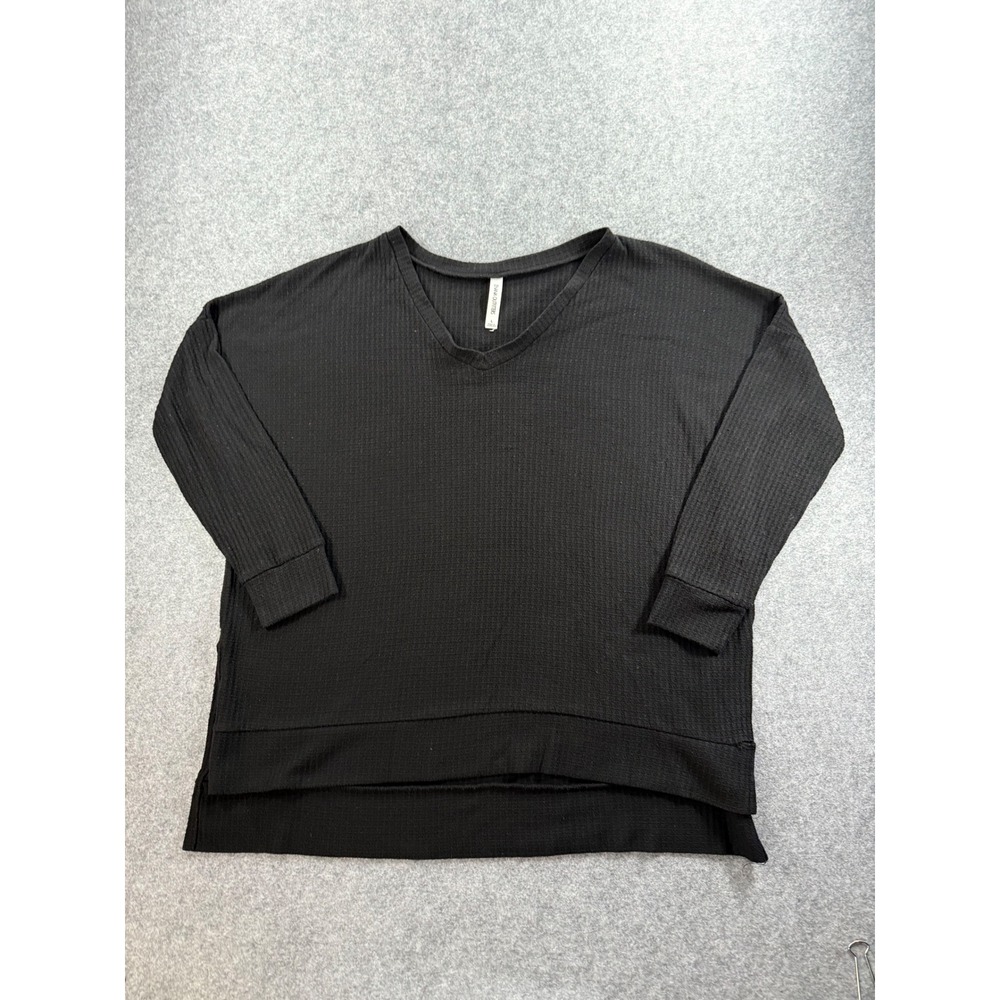 Zenana Outfitters Black Waffle Knit V-Neck High Low Top Large